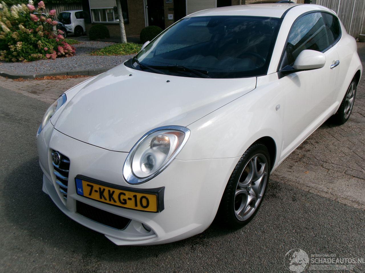 Alfa Romeo MiTo 1.3  JTDm DISTINCTIVE CLIMA LEDER