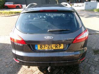 Ford Mondeo 2.0-16V TITANIUM CLIMA NAVI GEEN SCHADE picture 7
