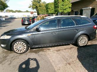 Ford Mondeo 2.0-16V TITANIUM CLIMA NAVI GEEN SCHADE picture 2
