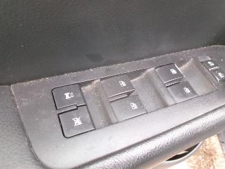 Chevrolet Captiva 2.4 INTRO EDITION picture 13