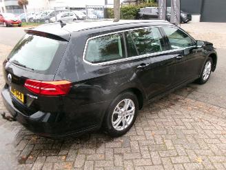 Volkswagen Passat 1.4 TSI CONNECTED SERIES picture 6