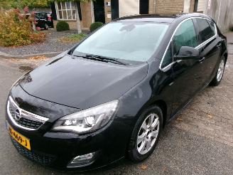 Auto incidentate Opel Astra 1.6 TURBO GT CLIMA NAVI 2011/6