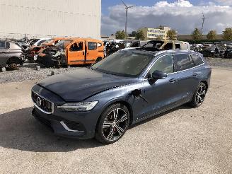 Purkuautot passenger cars Volvo V-60 T8    2.0 2019/2