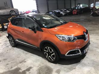 Renault Captur 1.2 TCE AUTOMATIQUE picture 1