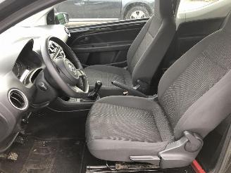 Volkswagen Up! 1.0 picture 8