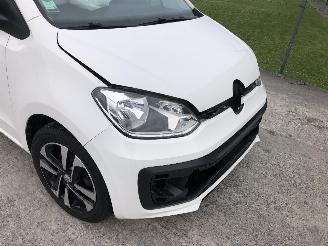 Volkswagen Up! 1.0 picture 12