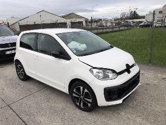 krockskadad bil auto Volkswagen Up! 1.0 2019/6