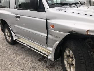 Mitsubishi Pajero  picture 10