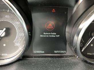 Jaguar E-Pace 2.0 D 150  AWD picture 22