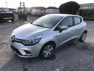 demontáž osobní automobily Renault Clio 1.5 DCI 1901/1