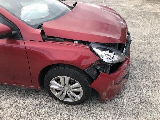 Peugeot 308  picture 8