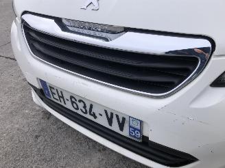 Peugeot 108  picture 6