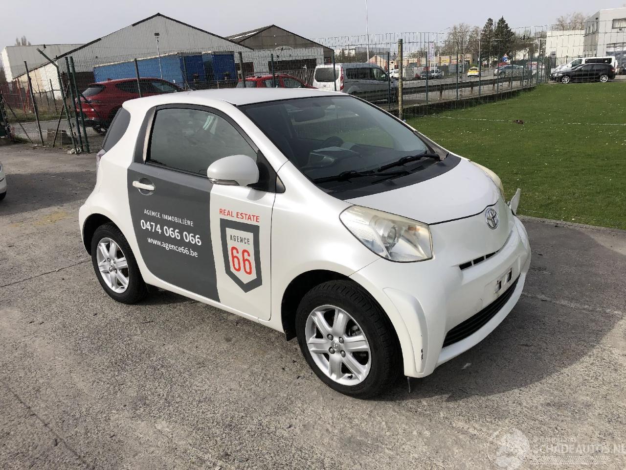 Toyota iQ 1.0