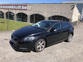 Unfallwagen Volvo V-40 1.6 D 2014/12