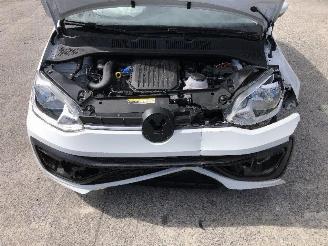 Volkswagen Up! 1.0 picture 16