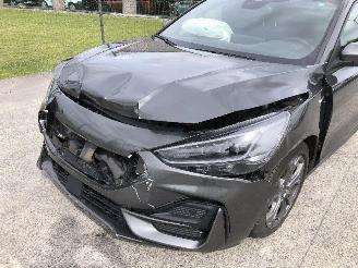 Ford Focus BREAK 1.5 TDCI ST LINE picture 7