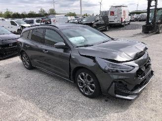 Ford Focus BREAK 1.5 TDCI ST LINE picture 4