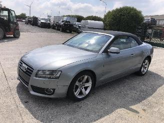 Damaged car Audi A5 cabrio 2.0 TDI 2010/9