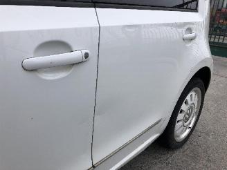 Volkswagen Up! 1.0 picture 11