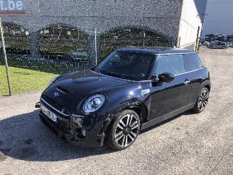 Vaurioauto  passenger cars Mini Cooper S 2.0 cooper S AUTOMATIQUE 2020/8