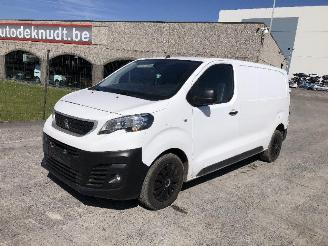 krockskadad bil auto Peugeot Expert 2.0 HDI 2018/10