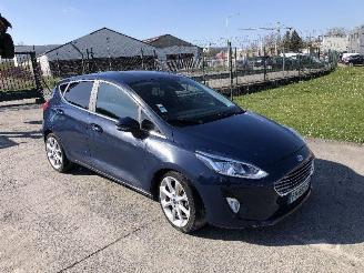 uszkodzony samochody osobowe Ford Fiesta 1.0 2018/10