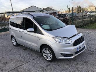 Ford Tourneo Courier 1.0 ECOBOOST picture 3