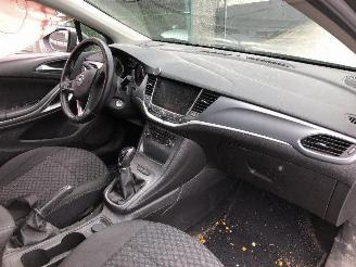 Opel Astra COMBI 1.6 CDTI picture 7