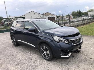 Avarii autoturisme Peugeot 5008 5008  II   1.2 2019/7