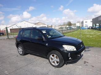 Damaged car Toyota Rav-4 2.2 D4D  4WD 2007/11
