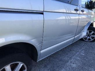 Volkswagen Transporter 2.5 tdi picture 10