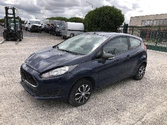 Voiture accidenté Ford Fiesta 1.2 2016/3