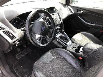 Ford Focus 1.0 picture 5