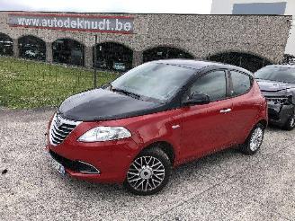 Unfallwagen Lancia Ypsilon 0.9 TWIN AIR 2014/10
