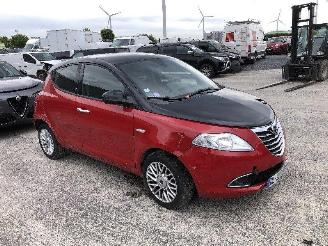 Lancia Ypsilon 0.9 TWIN AIR picture 2
