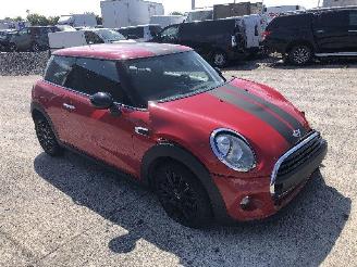 Schadeauto Mini One 1.2 2017/10