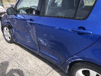 Suzuki Swift 1.3 picture 6