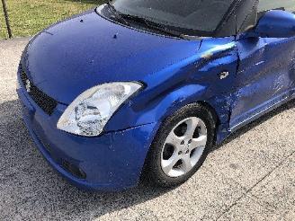 Suzuki Swift 1.3 picture 10