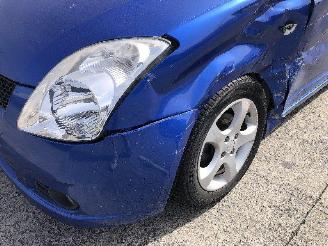 Suzuki Swift 1.3 picture 12