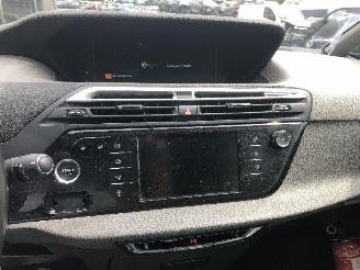 Citroën C4-picasso 1.2 TURBO  5 PLACES picture 21