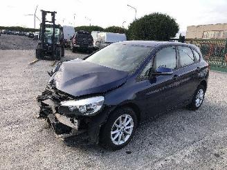 BMW 2-serie 216 d active tourer picture 3