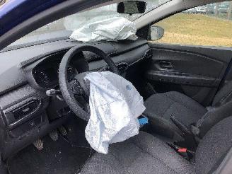 Dacia Sandero 1.0 picture 8