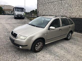 Voiture accidenté Skoda Fabia 1.4I  BREAK 2004/3