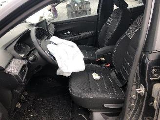 Dacia Sandero 1.0 picture 6
