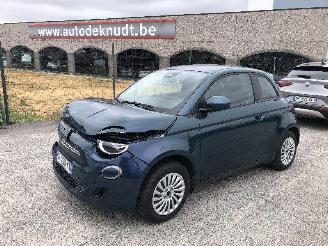 Unfallwagen Fiat 500 500 e 2023/9