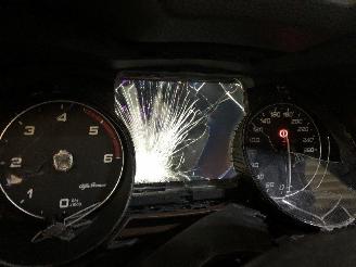 Alfa Romeo Stelvio 2.2 MULTIJET Q4 picture 32