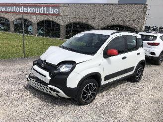 Coche accidentado Fiat Panda 1.0 CITY CROSS 2022/8