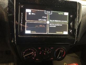 Suzuki Swift 1.2 GL picture 14