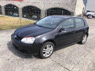 Schadeauto Volkswagen Golf 1.9 TDI 90 2007/6
