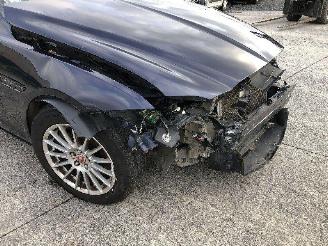 Jaguar XF 2.0 d AWD picture 9